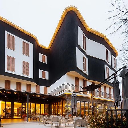 Park Plazza Hotell Korce Eksteriør bilde