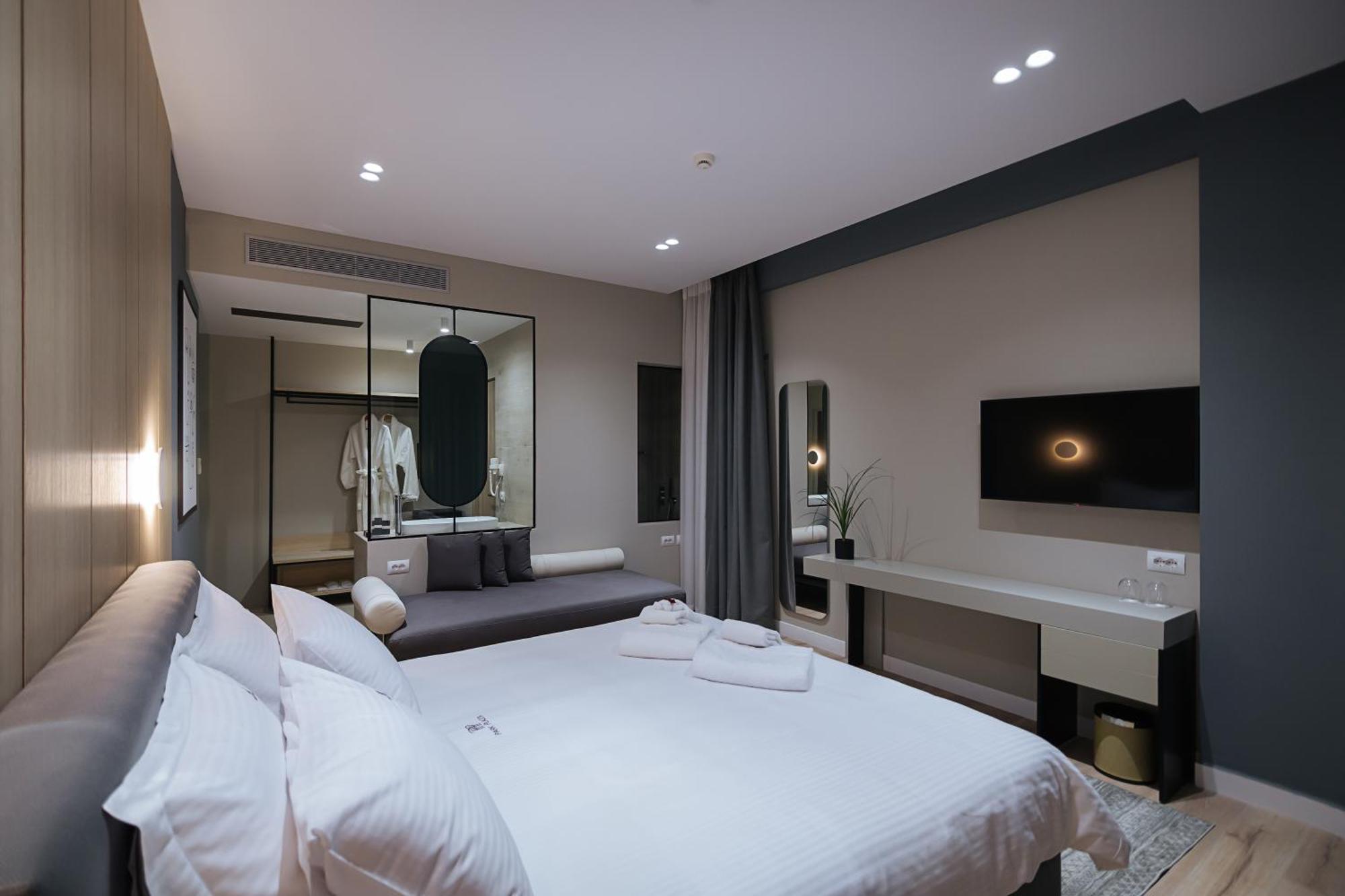 Park Plazza Hotell Korce Eksteriør bilde