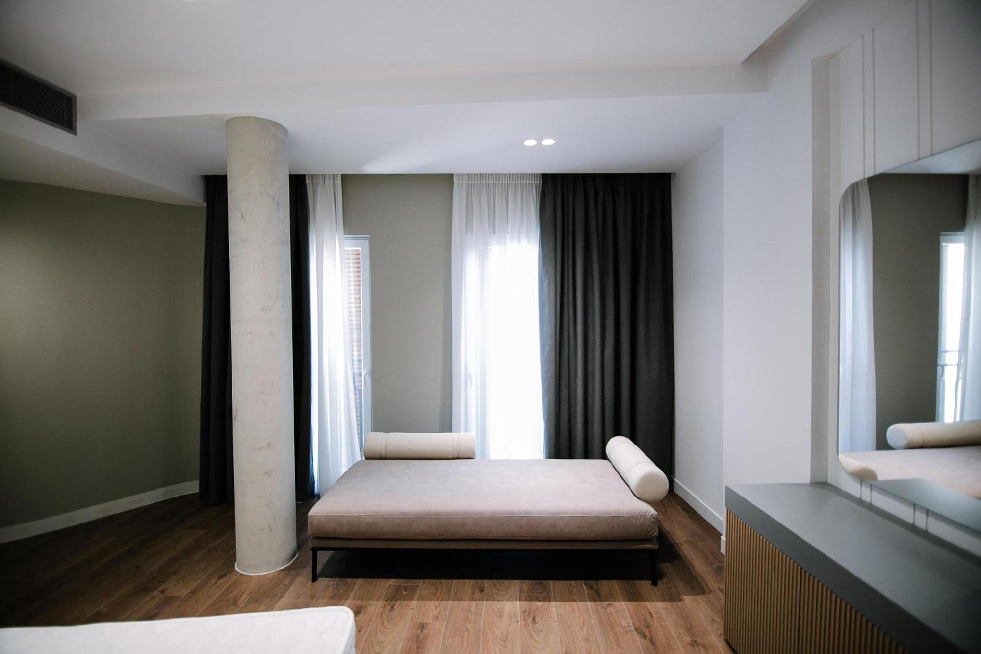 Park Plazza Hotell Korce Eksteriør bilde